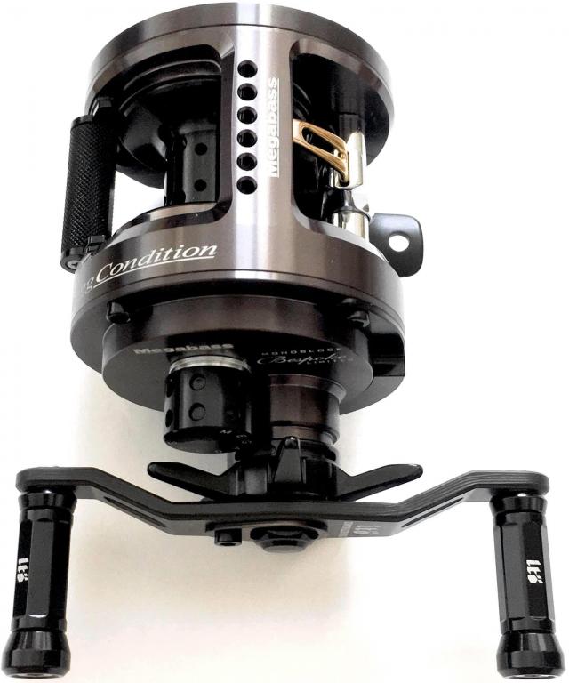 BRAND NEW IN BOX MEGABASS MONOBLOCK RIGHT HAND REEL