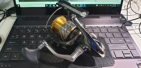 SHIMANO STELLA FI 4000 SPIN, Sports Equipment, Fishing on Carousell