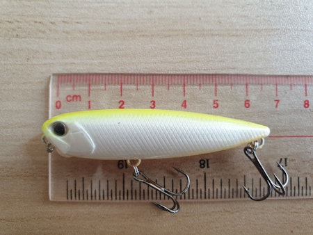 Free lures - 65mm floating pencil and 11cm UV minnow