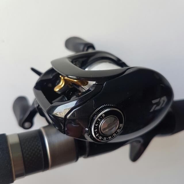 タトゥーラ 103 TW 5.5 CRAZY CRANKER Daiwa Tatula 103-TW Crazy Cranker baitcaster fishing reel