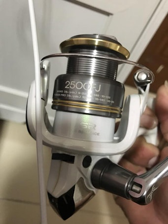 Used Shimano Fishing Reel 2500FJ Stradic