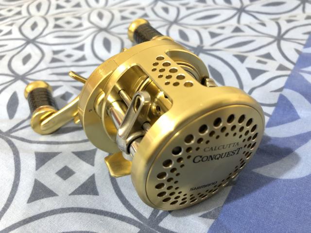 CALCUTTA CONQUEST 401F ゴールド Shimano 03 CALCUTTA CONQUEST 401